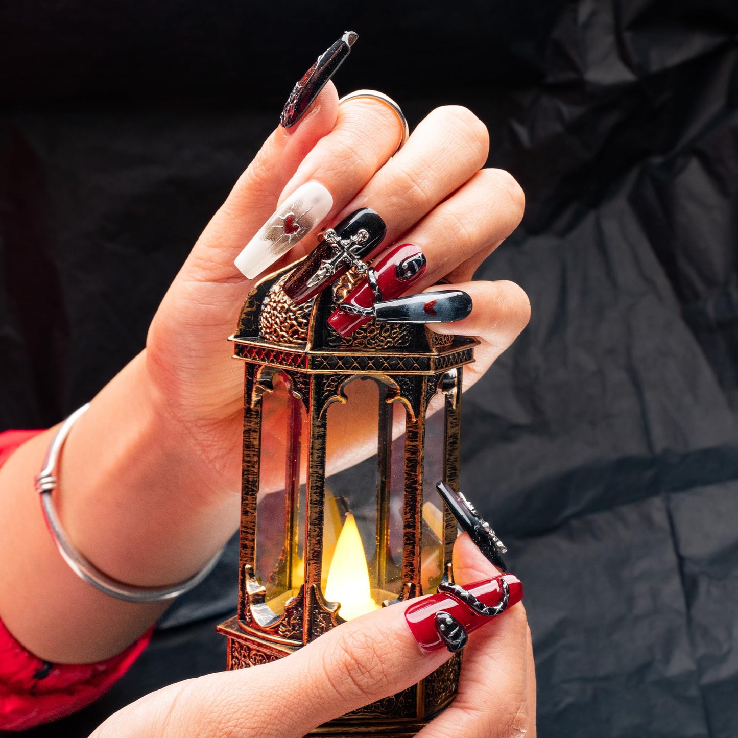 Sun&Beam Nails Handmade Press-on Long Coffin Ballerina Red White Black Silver Glam Halloween Ombre Design Fashion False Nail Tips 10 Pcs Set (#189 XS)
