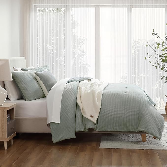 UGG Remina Comforter Set 5 Piece Bed in a Bag with Throw Blanket, Decorative Pillow, Shams, and Reversible Comforter Hypoallergenic Washable Luxury Fluffy Bedding Set, King, Blue Green Clear Creek