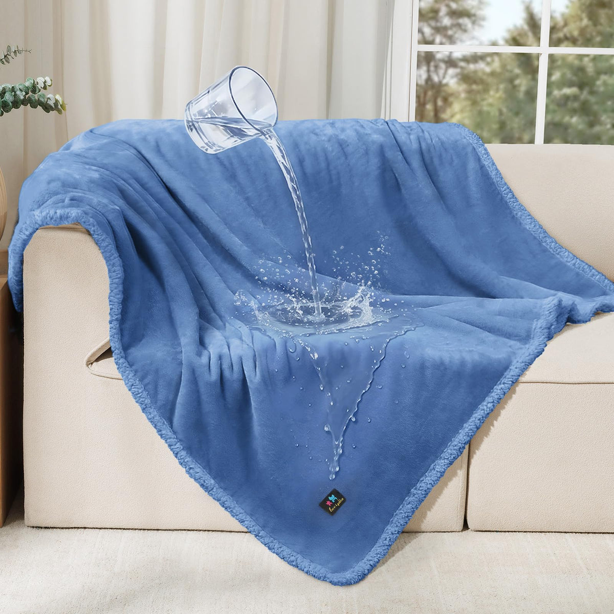 Luciphia Waterproof Blanket for Large Dog, Reversible Sherpa Couch Cover