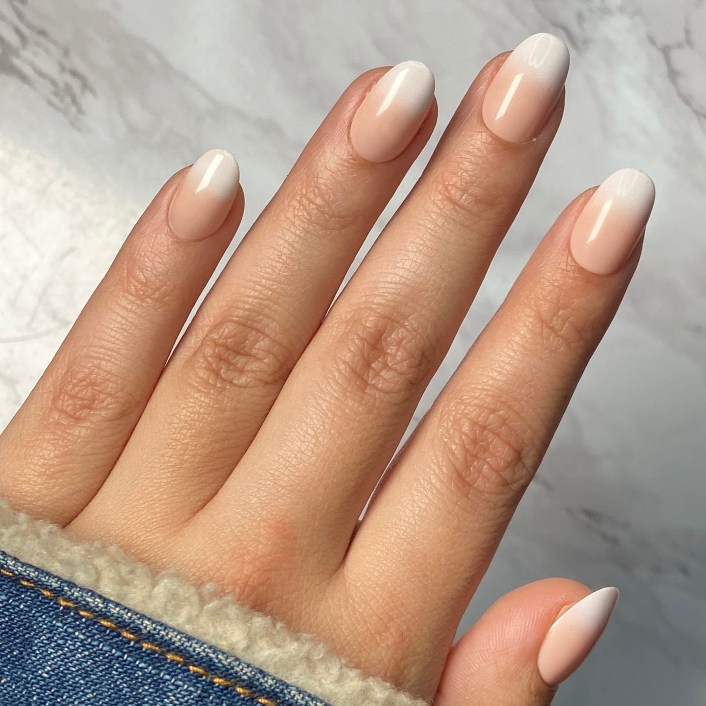 OMBRÉ MOOD Press-On Nails by Lavaa Beauty | Short Rounded Ombré French Glossy Nails
