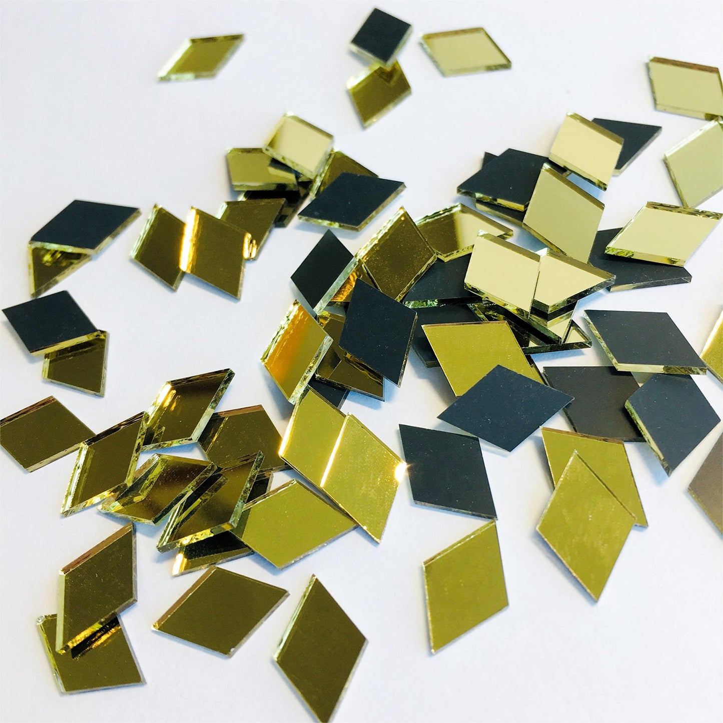 200 Pcs Mini Diamond Shape Mirror Mosaic Tiles for Craft Work, Disco Ball Mirror, Home Decor (Gold)