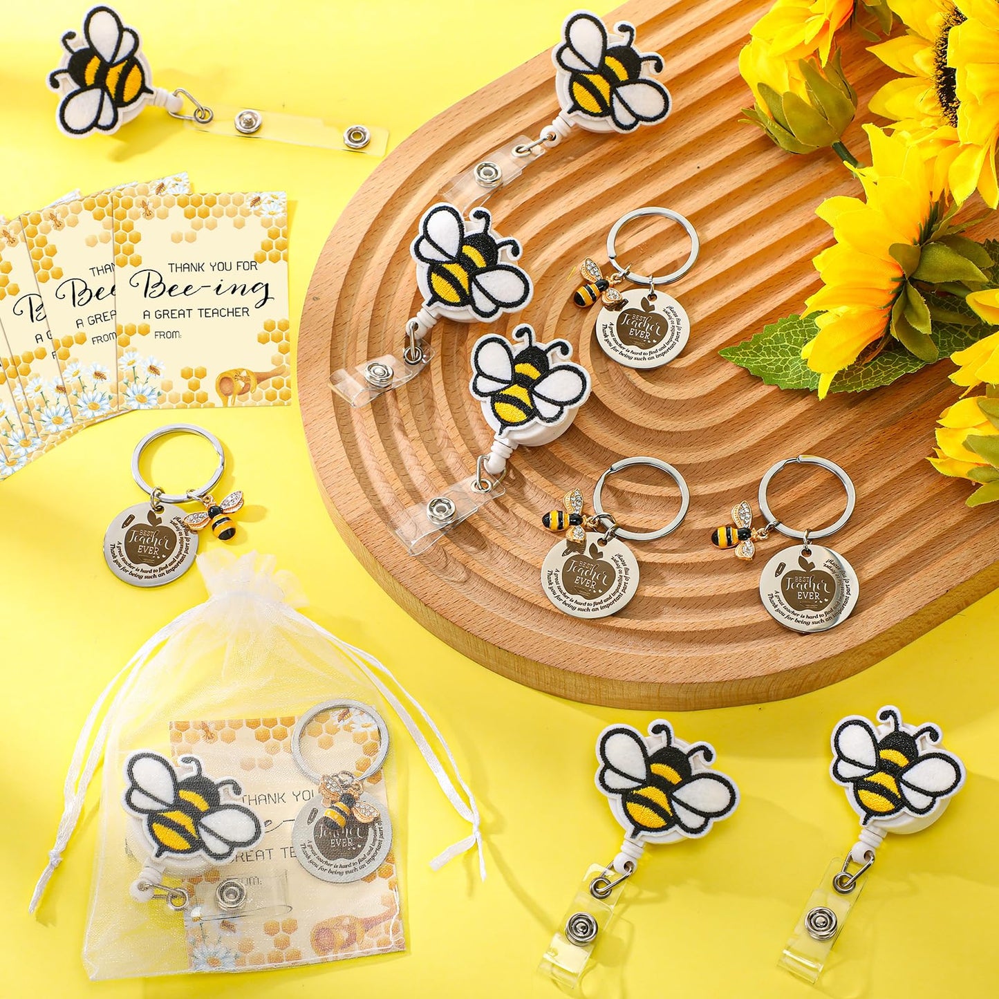 Spakon 12 Set Appreciation Gifts 12 Bee Retractable Badge Holder Clips Bee Keychains Thank You Cards for Valentine Day Office
