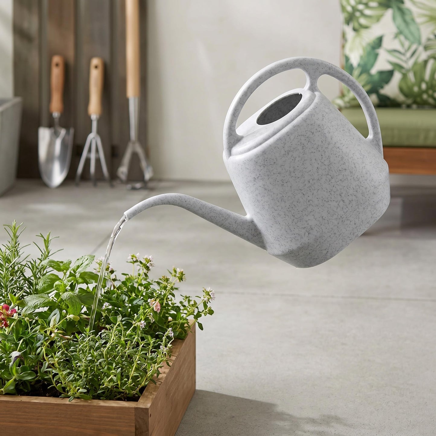 Fasmov Plastic Watering Can, 1-Gallon