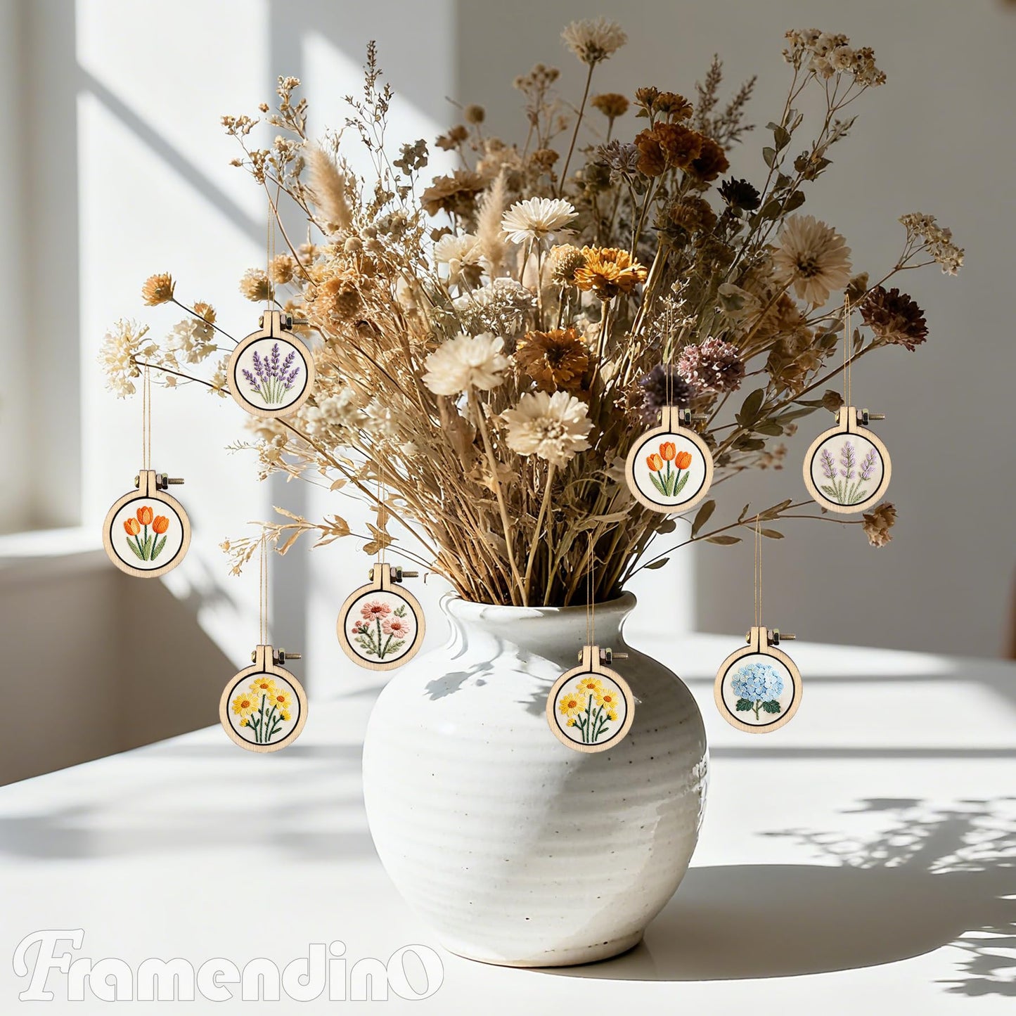 Framendino, 40 Pack Mini Embroidery Hoops Small Ring Tiny Round Wood Cross Stitch for Frame Crafts Jewelry