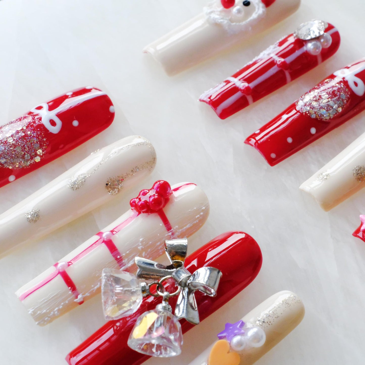 GLORS Christmas Press-On Nails, Long Coffin Shape, Red and White Holiday Design with Snowman and Bows, 10 Pieces (Small, LS)
