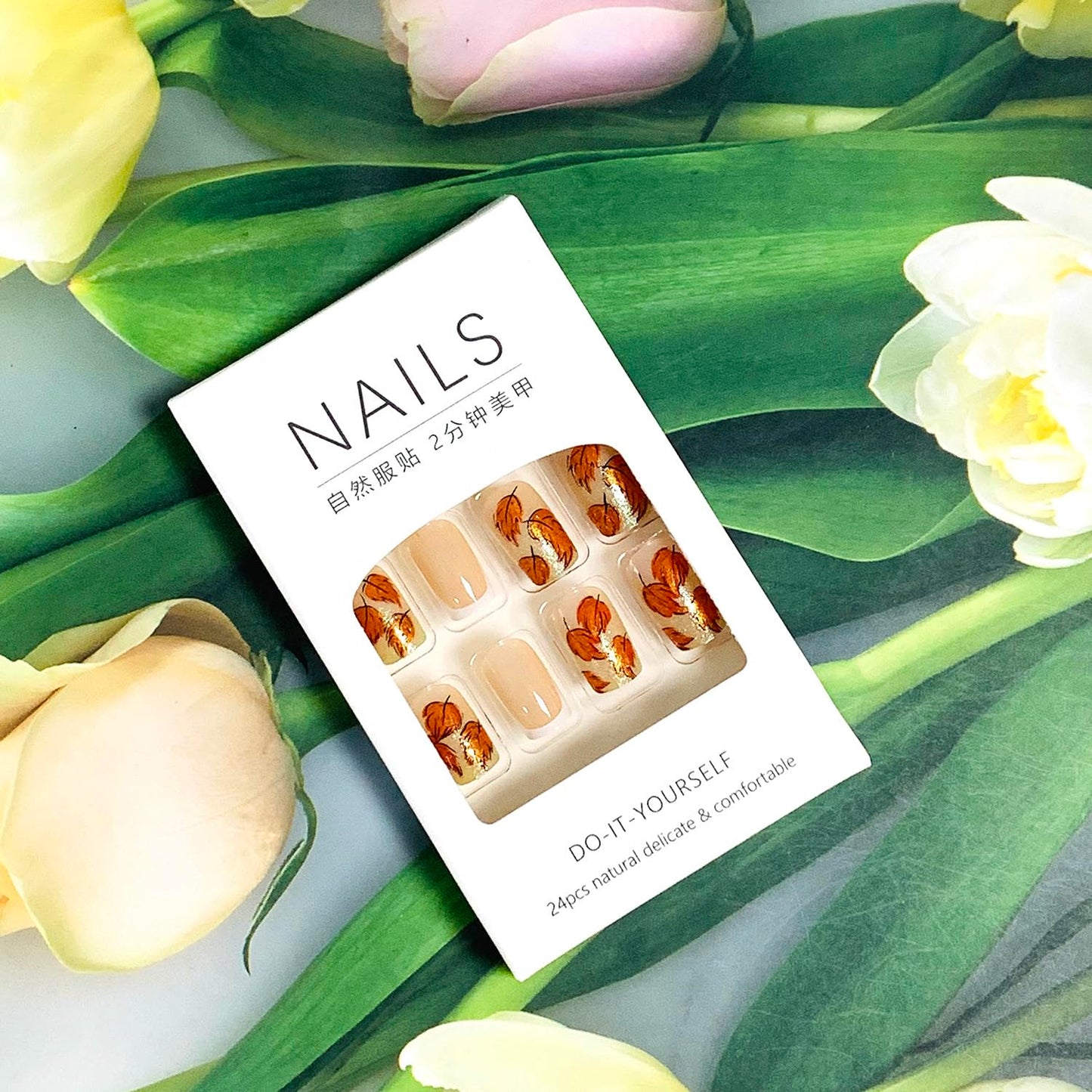 EYZOTSF Thanksgiving Press on Short Square Nails Acrylic Fall False Nails with Maple Leaf Designs Artificial Autumn Leaves Square Fake Nails Holiday Glue Stick ons Fingernails for Women(DJ246)