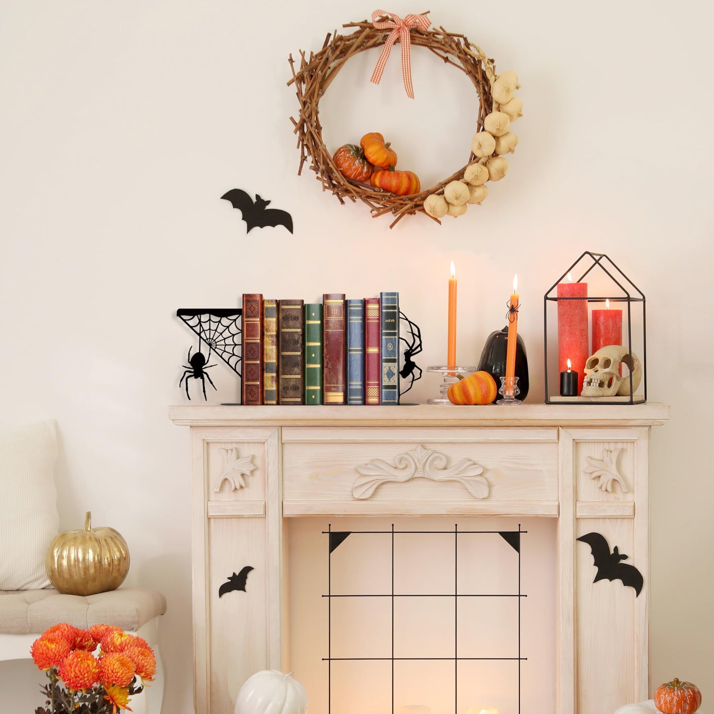 noxozoqm Metal Spider and Spider Web Bookend, Farmhouse Decorative Animal Book Ends, Unique Bookends, Gothic Halloween Decor, Cute Spooky Goth Book Ends for Shelves Kitchen, Black