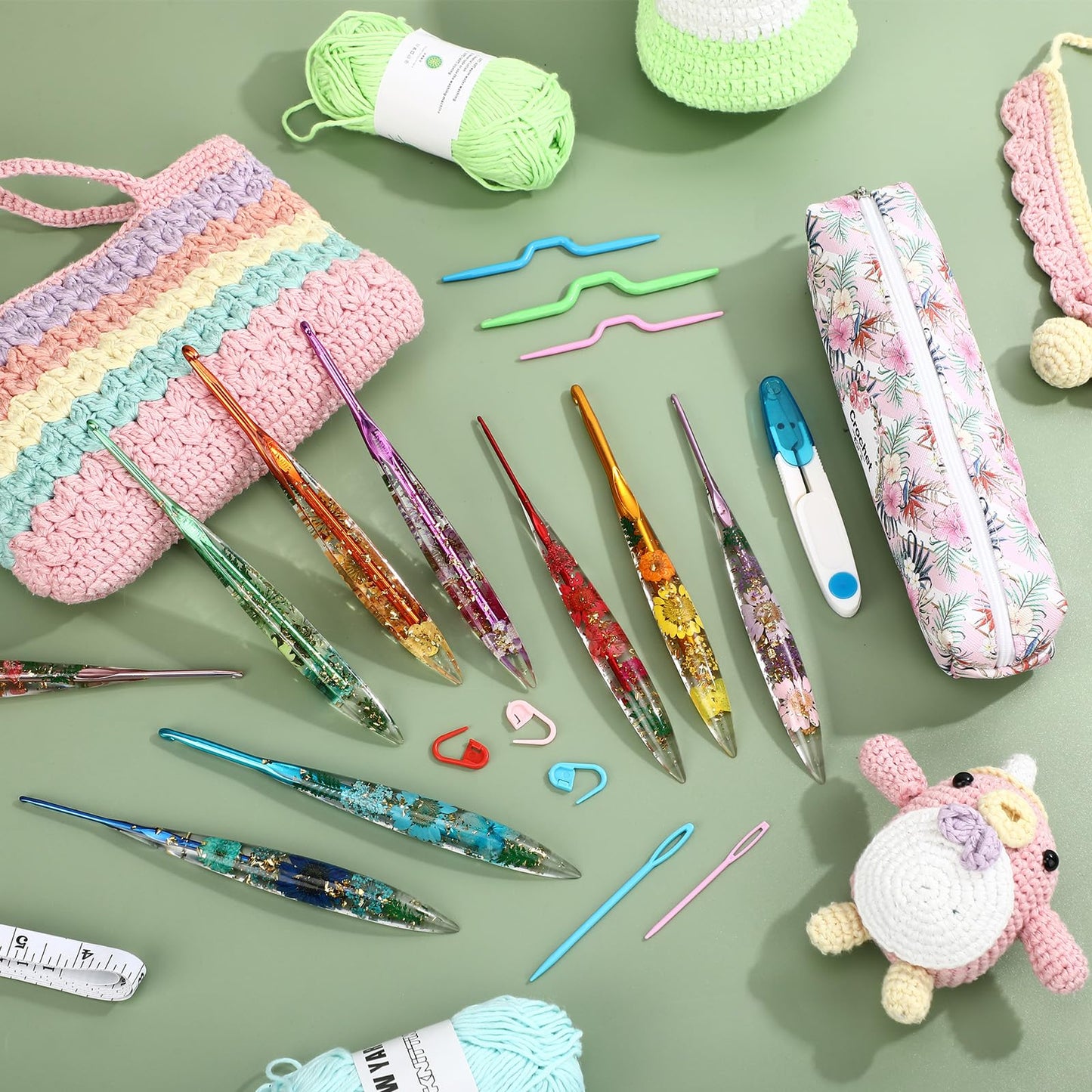 Riceshoot 9 Pcs Crochet Hook Set, 2.0mm-6.0mm Ergonomic Crochet Hooks with Long Floral Handle for Beginners Crocheting Lovers, Includes Storage Bag and Other Accessories