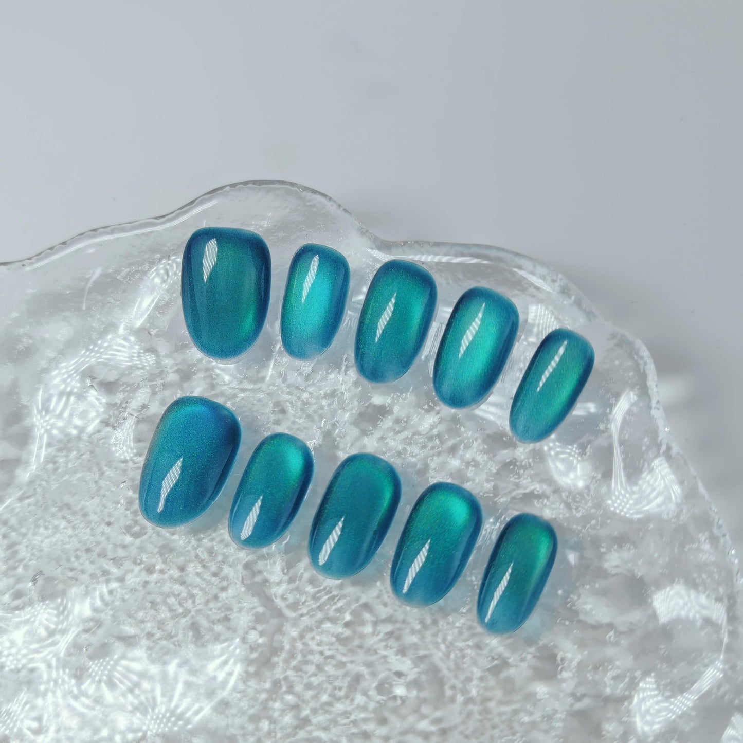 Cat Eye Press on Nails Handmade Short Oval/Square/Round False Nails with French Tip/Aurora/Magnetic Shimmer Designs (Jelly#Ice Lake, Medium)
