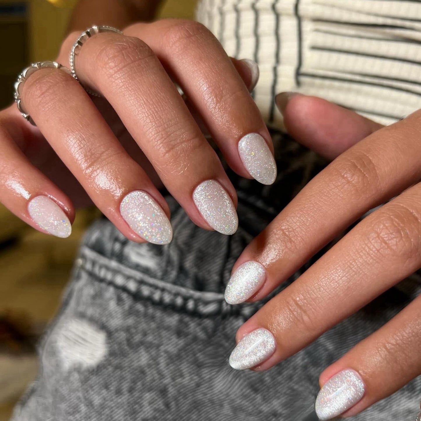 SXVME Cat Eye White Press On Nails Short Almond Shaped - 30Pcs Stiletto Fake Nails Acrylic Press ons Natural Thick Gel Nails Short Glue on Nails Opaque Glitter False Nails for Women No Glue