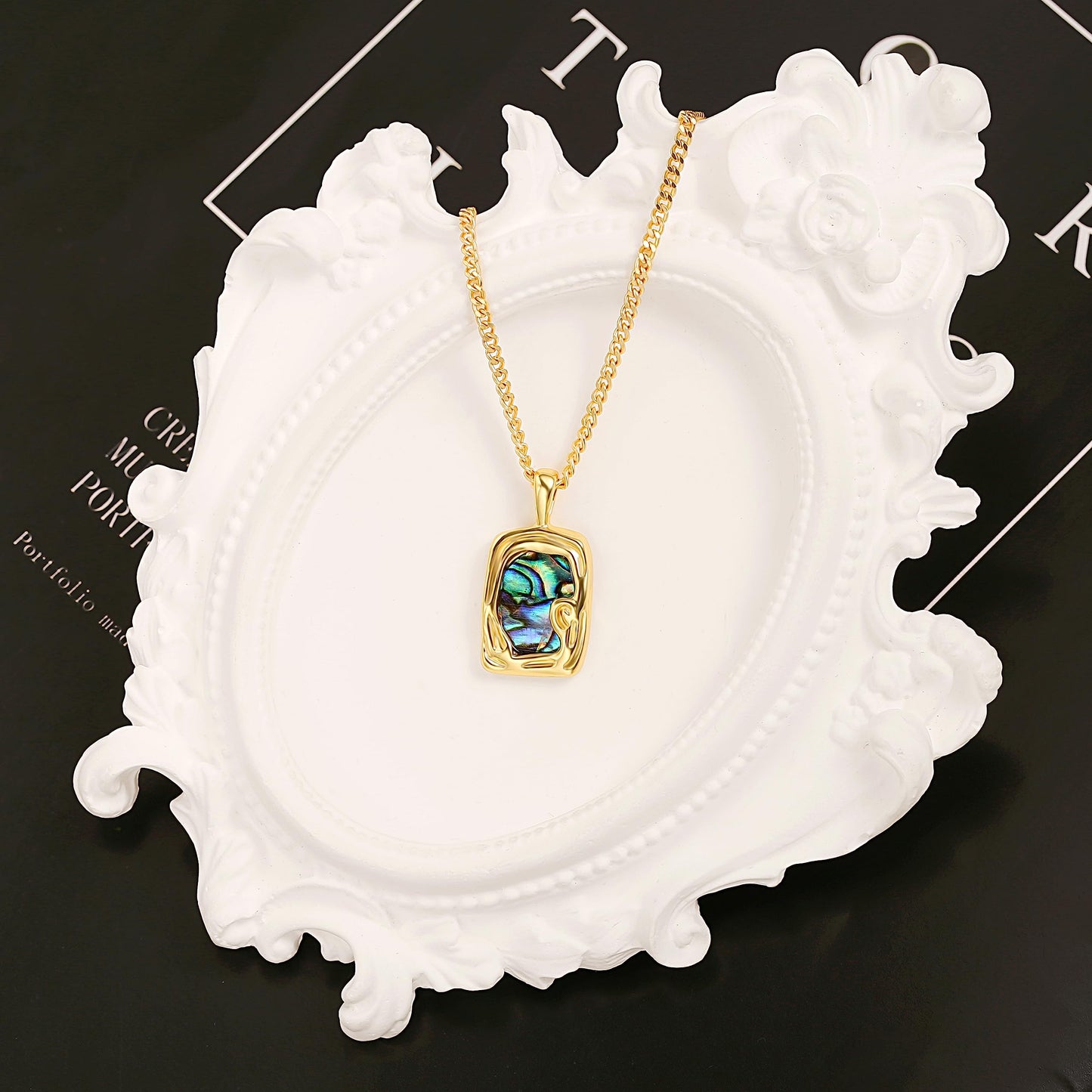 18k Gold Plated Abalone Mother of Pearl Irregular Pendant Necklace Dainty Personalized Handmade Layered Charm Necklace Flake Vintage Rectangle Pendant 2mm Thin Cuban Chain Necklace for Women
