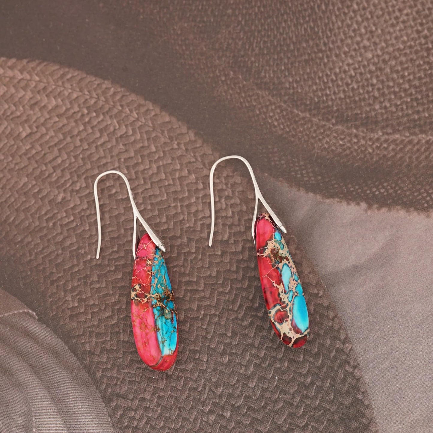 Sriomu Natural Healing Stone Fishhoop Dangle Drop Earrings Statement Gold silver earrings