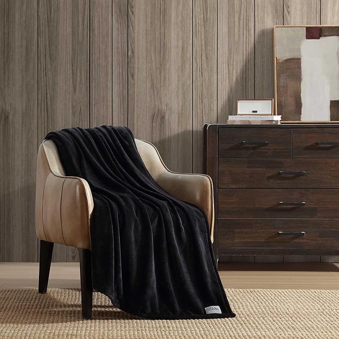 Eddie Bauer - Twin Blanket, Ultra Soft & Warm Plush Bedding, Bedding Set for The Colder Seasons (Black, Twin)