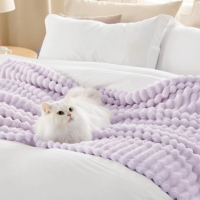Bedsure Lavender Fog Fleece Blanket for Couch&King Size Blanket for Bed,108x90 Inches