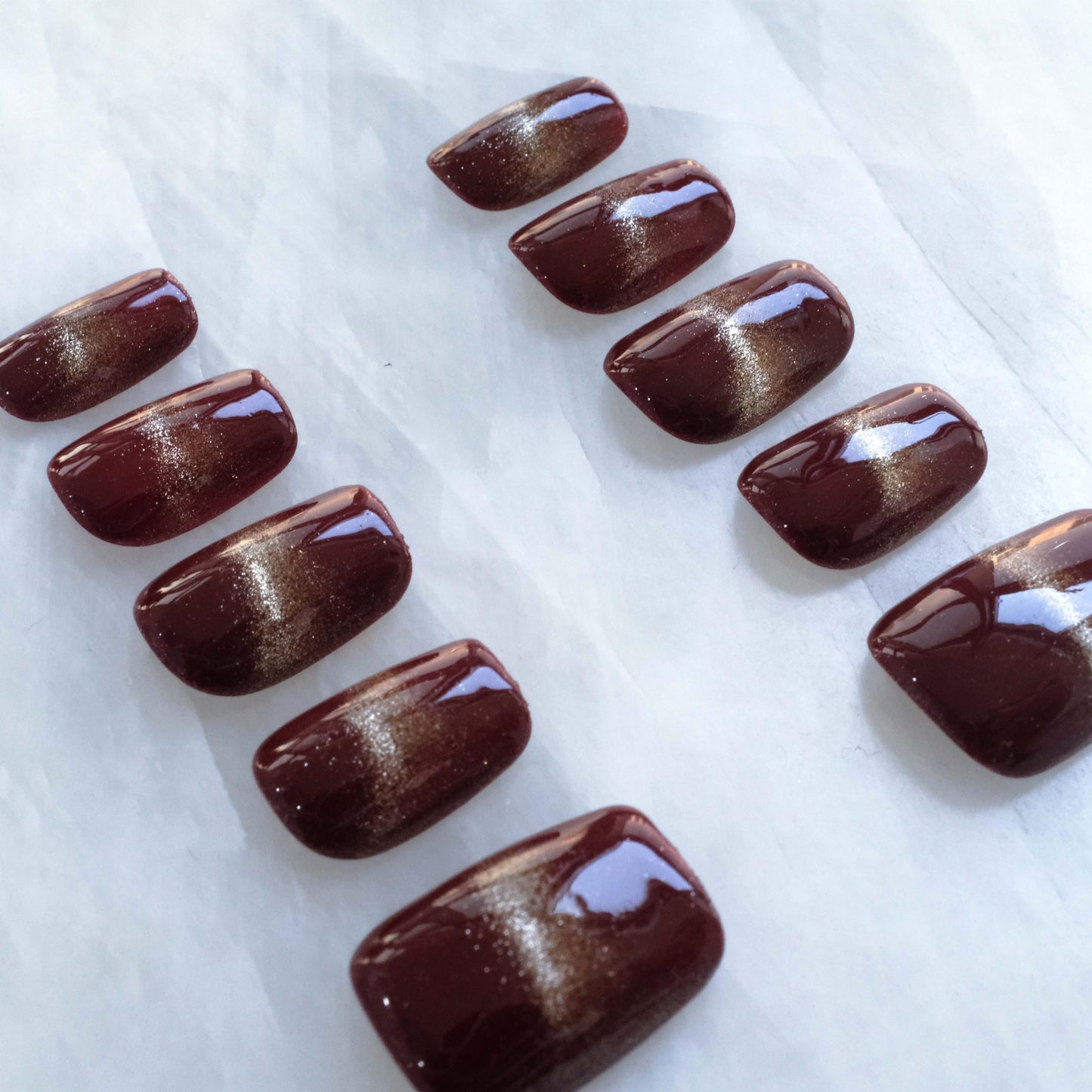 GLORS Wine Red & Gold Press on Nails, Handmade Reusable False Nails with Luxe Sheer Glitter Design, Short Square Shape, 10 Pieces (Small, SS)