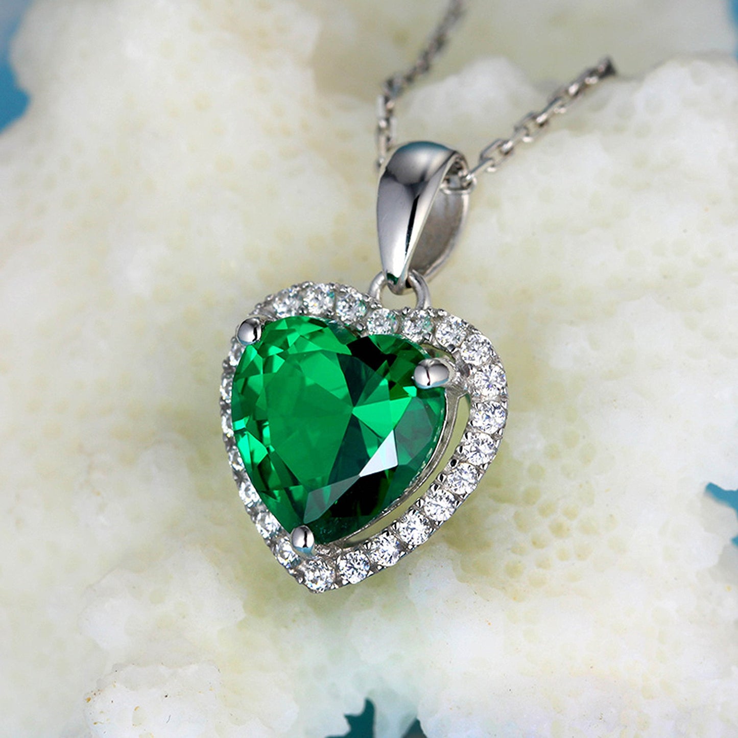 Navachi 925 Sterling Silver 18k White Gold Plated 3.7ct Heart Emerald Az9632p Necklace Pendant 18"