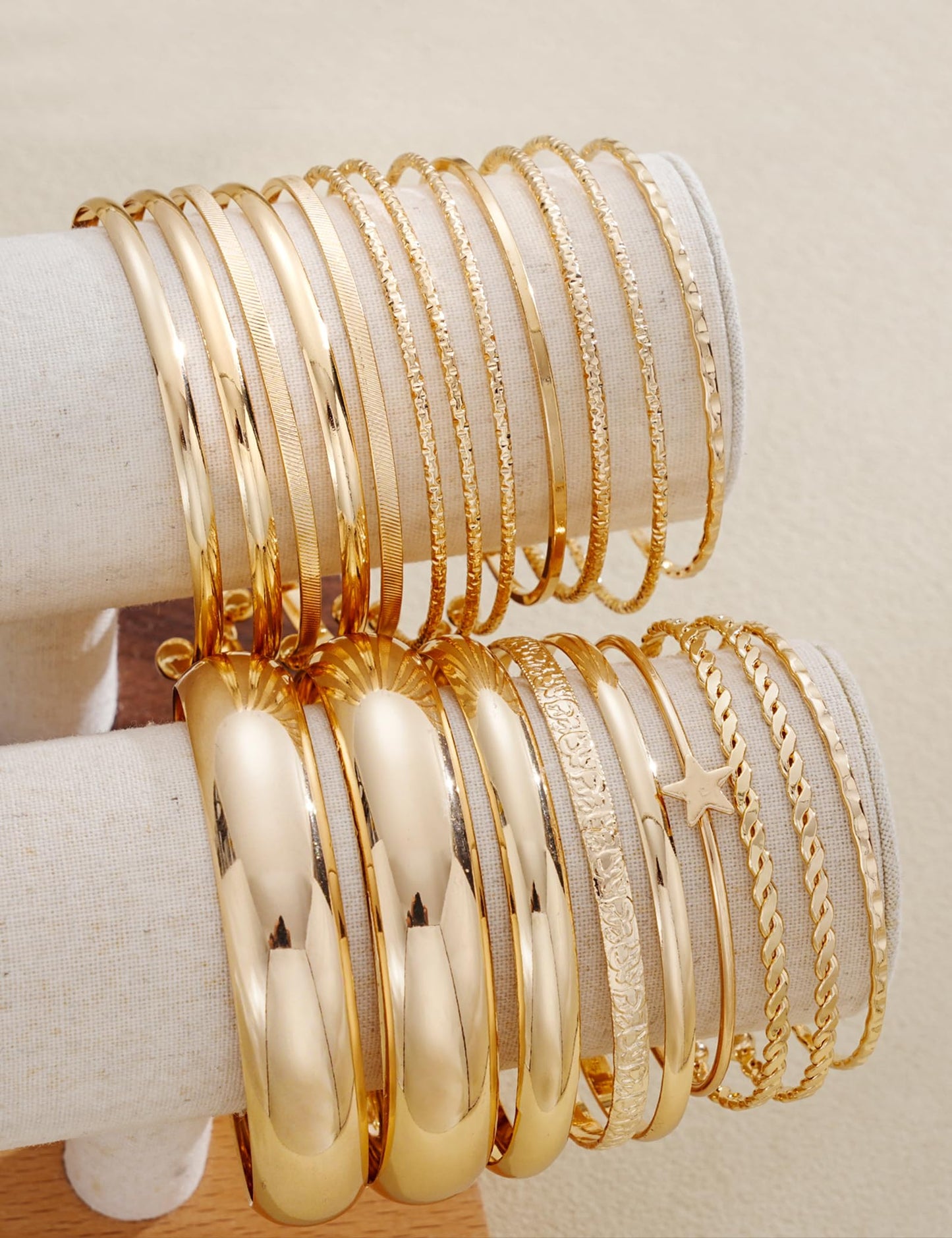 ÌF ME Gold Bangle Bracelets for Women, 19Pcs Multi Stackable Textured Bangles Set, Statement 14K Gold Plated Chunky Star Bracelet Stack Boho Jewelry Gifts