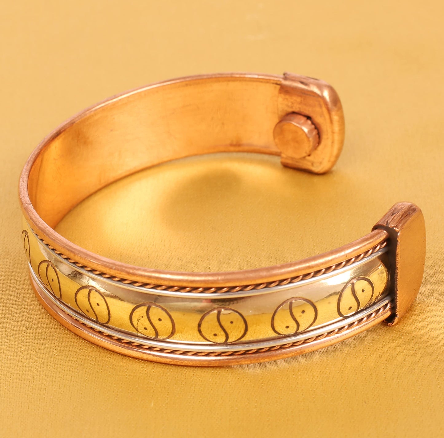 Touchstone handcrafted magnetic copper bracelet. Hand forged with solid and high gauge Tibetan style engraved cuff pure copper jewelry for women men. Yin Yang Pattern