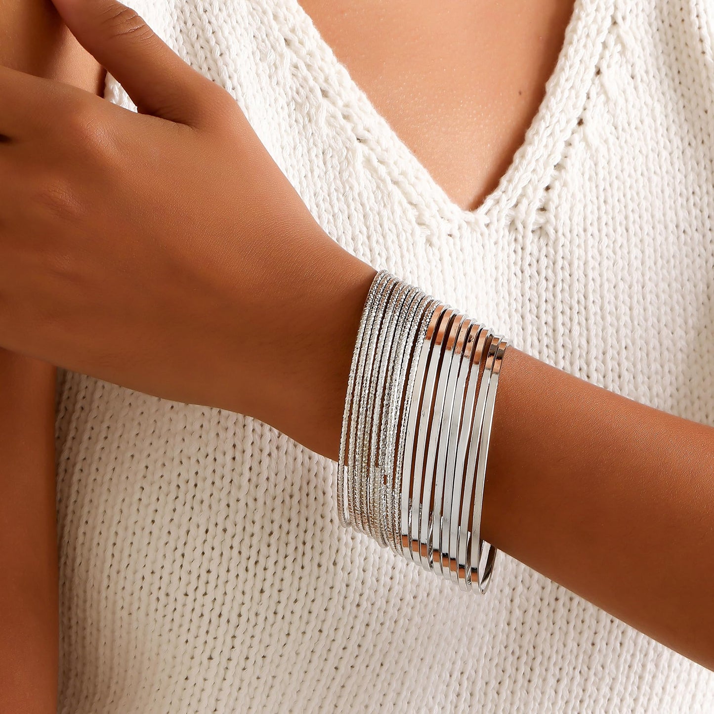 AYWFCBF Silver Bracelets for Women, 20 Pcs Boho Stackable Bangles Multi Layer Textured Chunky Bracelets Jewelry Set for Women