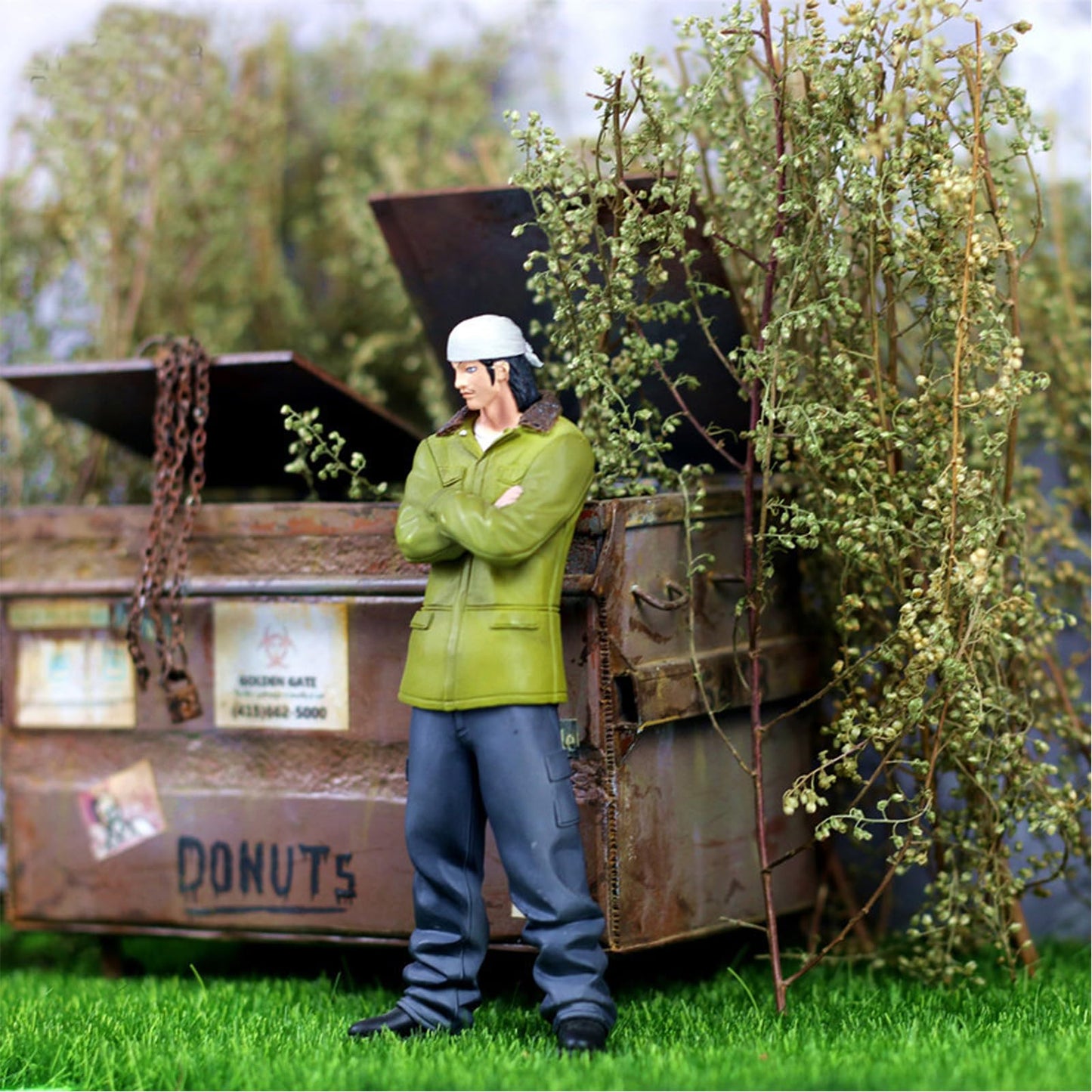 Woohome Miniature Shrubs Model Bushes Long Shrub Vegetation Groups Static Grass Tuft for DIY Model Train Landscape Railroad Scenery, Brown