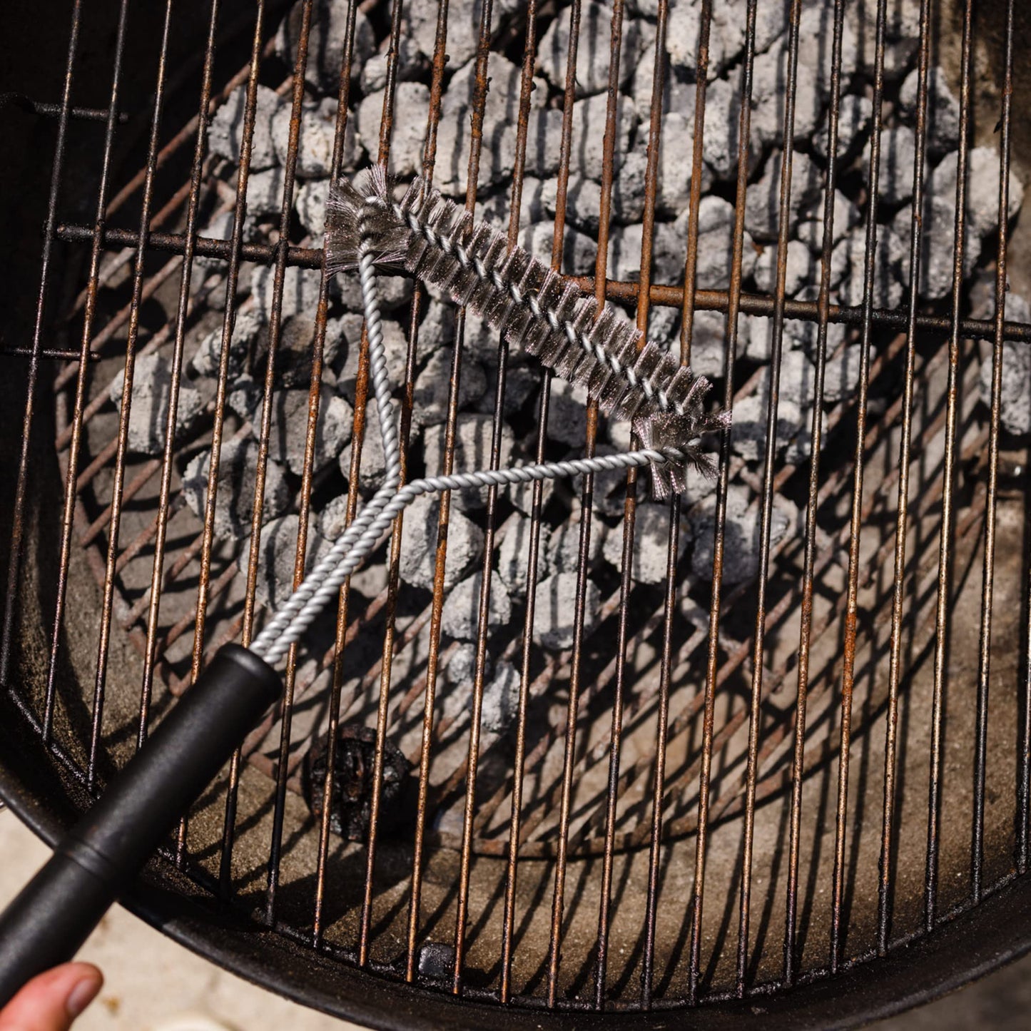 Chef Craft Select BBQ Grill Brush, 18 Inch, Stainless Steel/Black