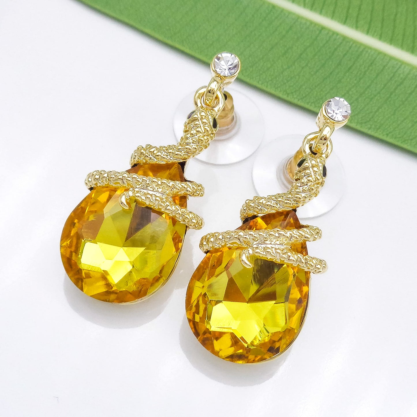 Navachi 18k Gold Plated White Crystal Curly Snake Golden Zircon Drop Dangle Az2346 Stud Earrings