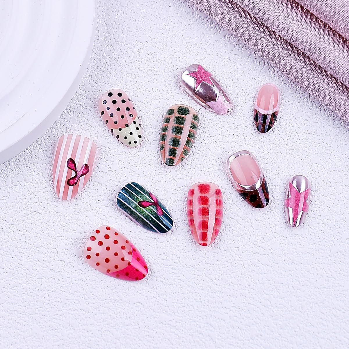 Medium Almond Press on Nails Y2K Mixed Print Fake Nails Reusable Glossy Acrylic False Nails Press ons for Women Manicure Kit 24Pcs