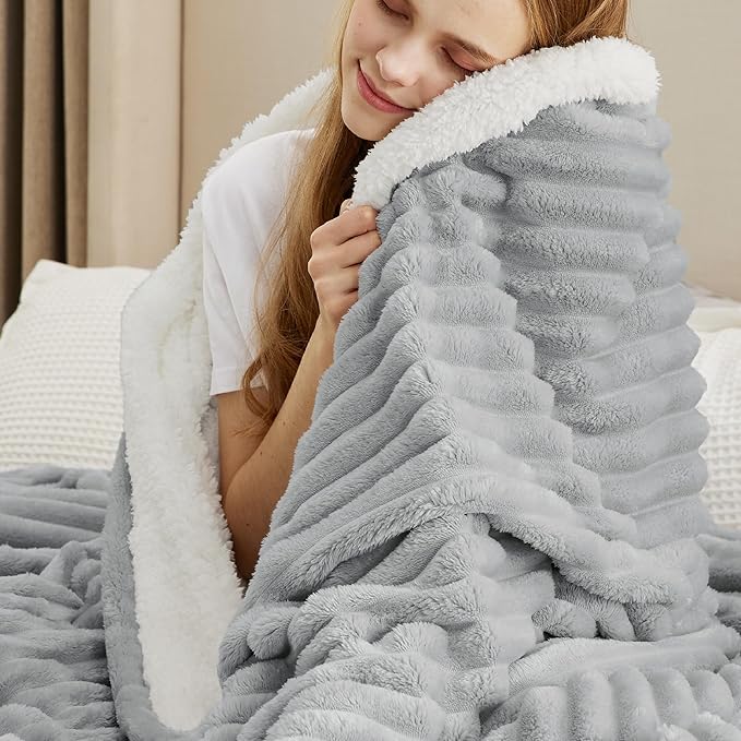 Bedsure Sherpa Blanket Twin Size for Couch - Super Soft, Cozy Fleece Thick Warm Blanket for Winter, GentleSoft Plush & Fluffy Throw Gift for Women, Home Room Decor, Grey, 60x80 Inches
