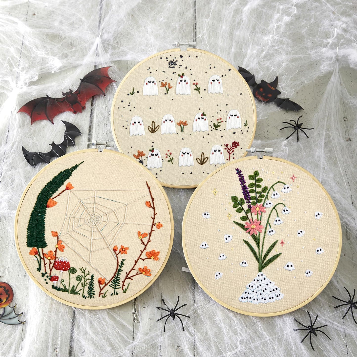 Crafmanoe Cute Ghost Embroidery Kit for Beginners Adults, Halloween Embroidery Starter Kits, Funny Counted Cross Stitch Kits for Beginner Adult Hobbies for Women, 3 Set Embroidery Hoop, Fabric, Thread