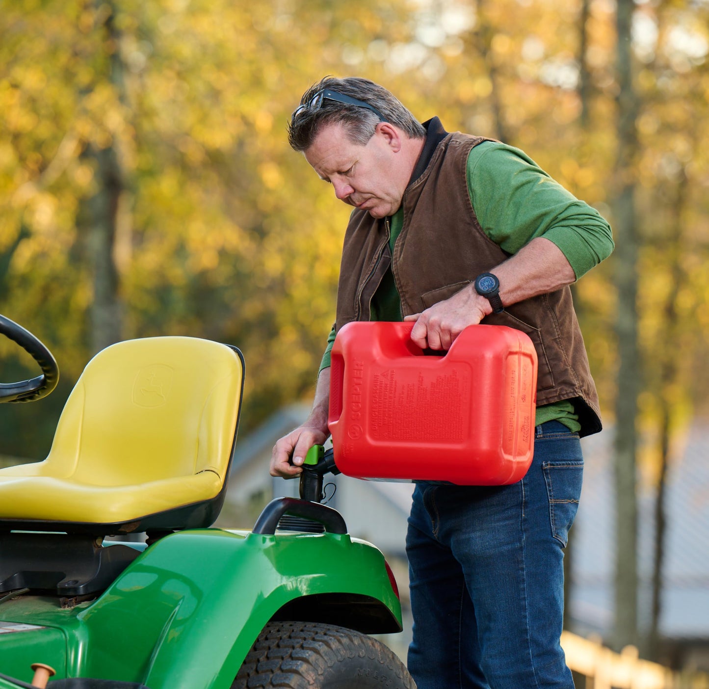 Scepter FSCG552 Fuel Container with Spill Proof Spout with Bonus Spout Extender, Rear Handle Red Gas Can, 5 Gallon