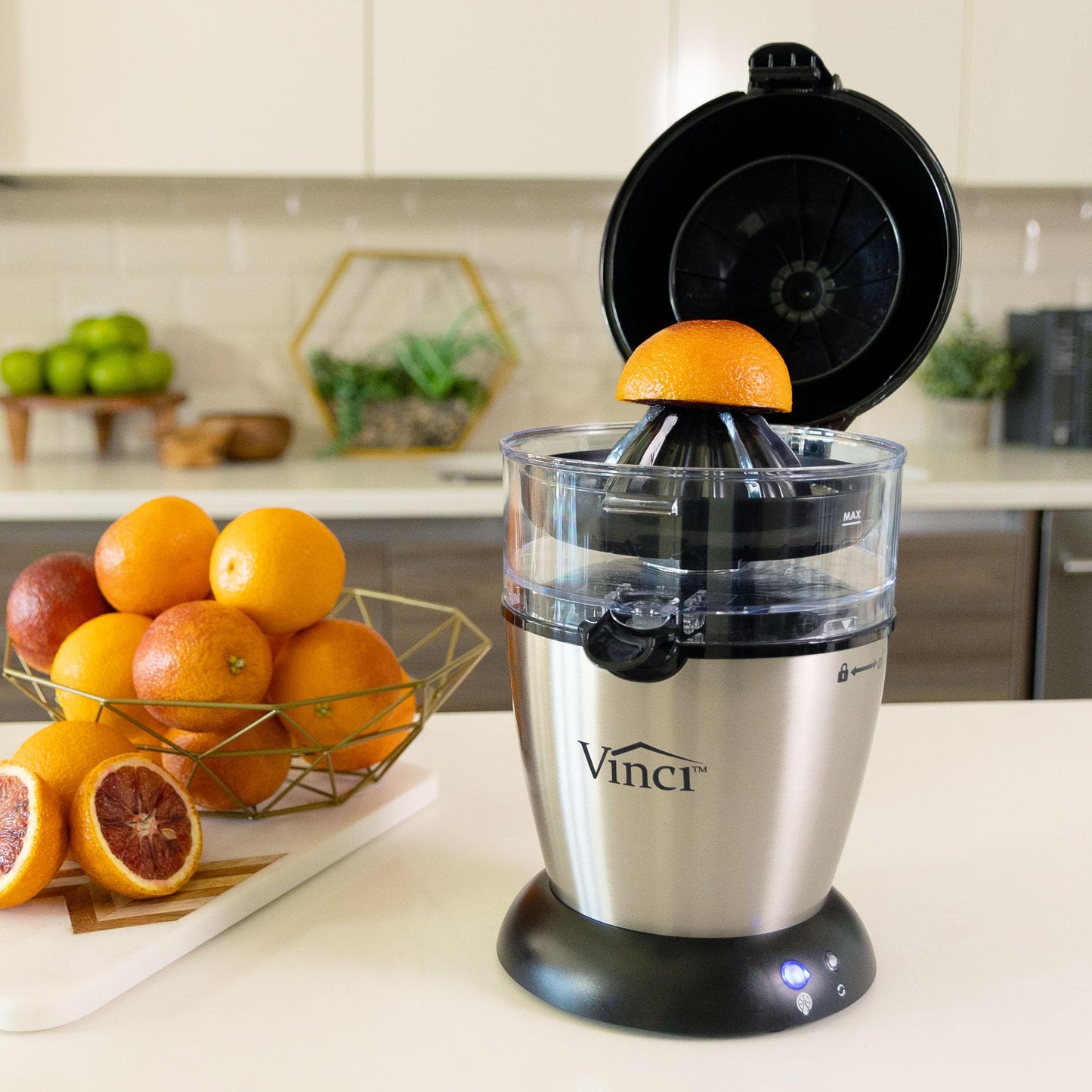 Vinci Hands Free Electric Citrus Juicer, 1-Button Juicer Machine, Orange Lime Grapefruit Lemon Squeezer, Easy to Clean Orange Juicer Squeezer, Black/Stainless Steel