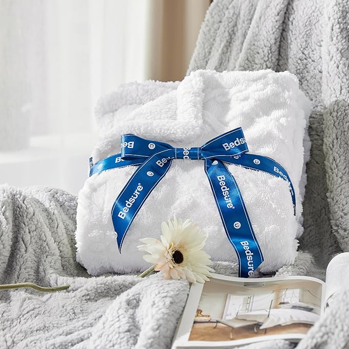 Bedsure Sherpa King Size Blanket for Bed- GentleSoft Fleece Fluffy & Cozy Cable Jacquard Tufted for Women Gift, Thick and Warm Blankets for Winter, White, 108x90 Inches