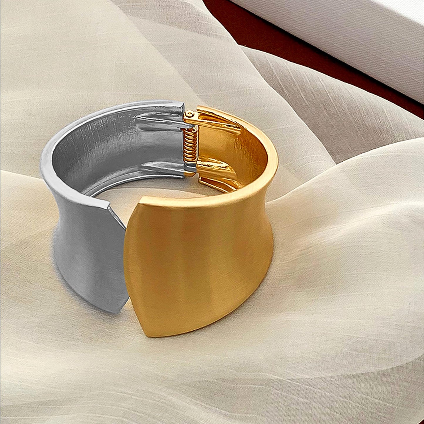 SHANTYSON Two Tone Matte Bracelet for women Chunky Brushed Mix Metal Bangle Bracelet Vintage Thick Wide Cuff Bracelet Open Cuff Geometric Bracelet (Style1-brushed-two tone -big)