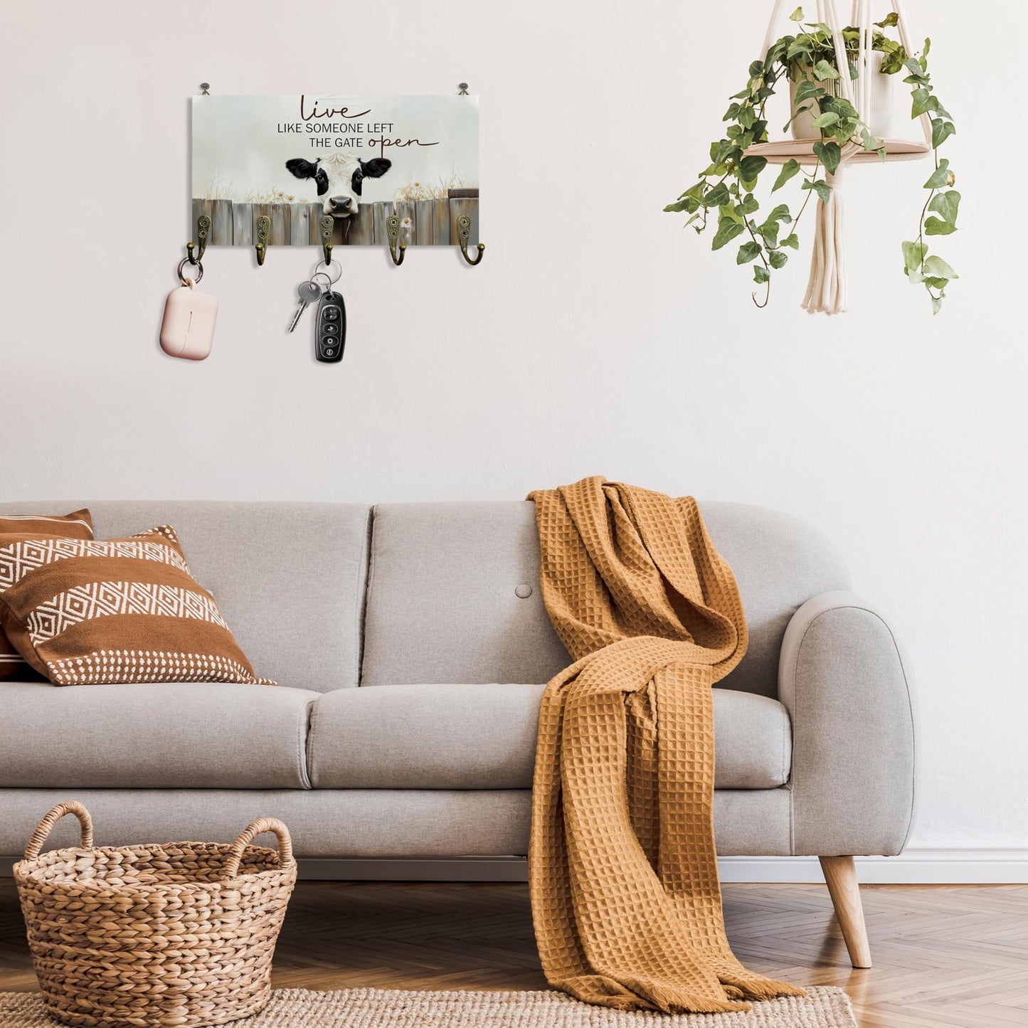 Beliran Cow Gifts Key Holder for Wall 10"x5.12", Cow Decor Key Hanger Wall Mount, Live Like Someone Left The Gate Open Rustic Farmhouse Cows Wooden Hanging Keys Holder Decor for Entryway