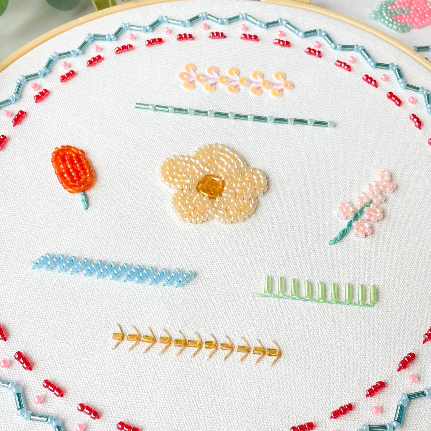 Myfelicity Bead Embroidery kit with Floral Patterns, Colorful Thread Sets, and Instructions, Suitable for Beginners and Adults, Box Packaging