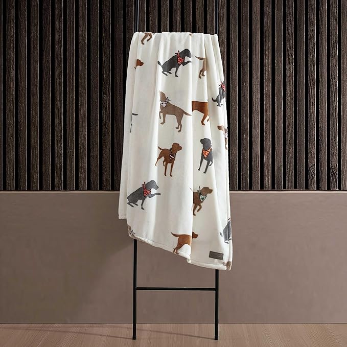 Eddie Bauer - Full/Queen Blanket, Ultra Plush Bedding, Lightweight Home Decor for All Seasons (Dogs with Scarves White, Full/Queen)
