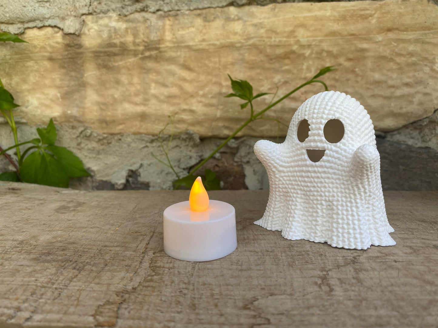 Cute Crocheted Ghost – 3D Printed Ghost Decor with Knitted Look | LED Tea Light Halloween Decoration (Light Not Included) | Cozy Spooky Season Home Accent