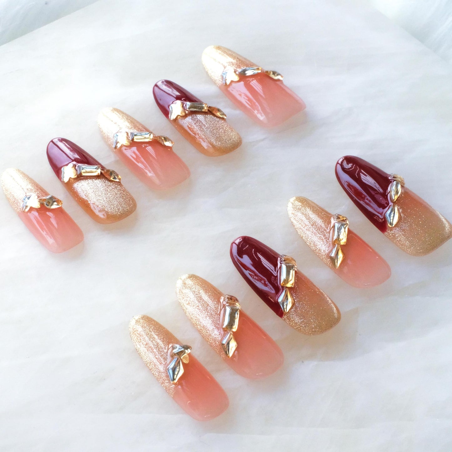 GLORS Press on Nails, Red Cat Eye False Nails with Gold Glitter, long stiletto Shape, 10 Pieces (Small, LS)