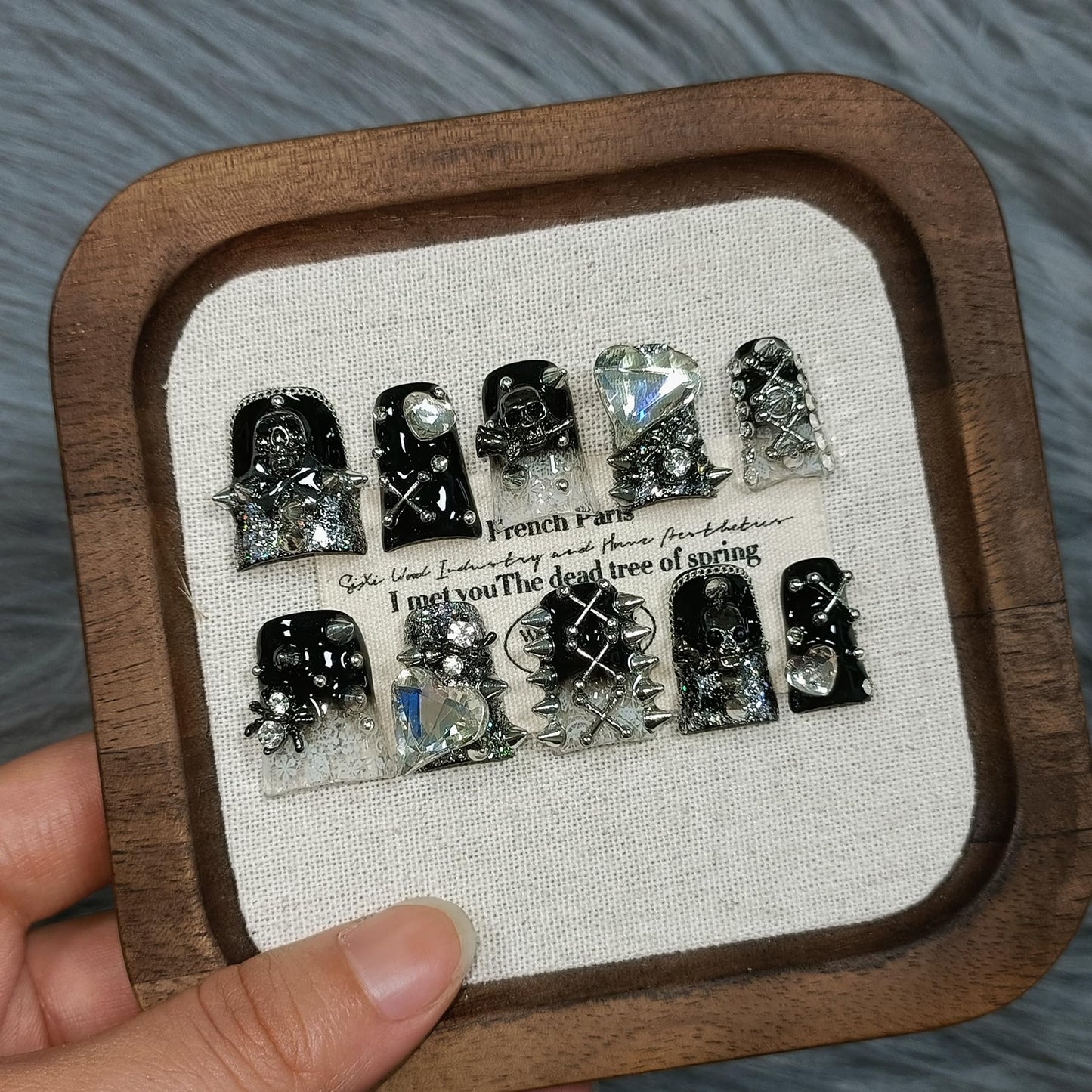 TENPAL 10Pcs Gothic Duck Nails Handmade Thick Press on Nails with Clip,Punk Studs Crystal Skull Short Duck Fake Nail Tips,Glossy Black Duckbill for Halloween Party,Reusable Dark Glam Glue on Nails(S)