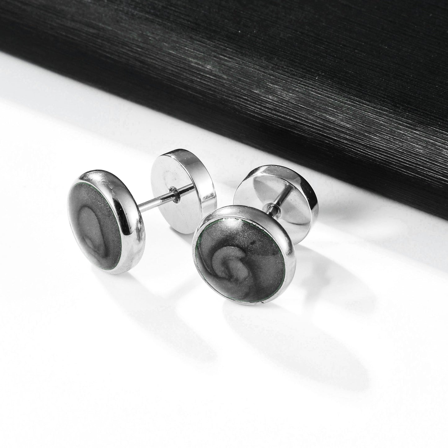 Screw Flat Back Stud Earrings Titanium Black Surgical Stainless Steel Barbell Earrings for Women Men Hypoallergenic for Ssentive Ears Punk Dot Ear Studs