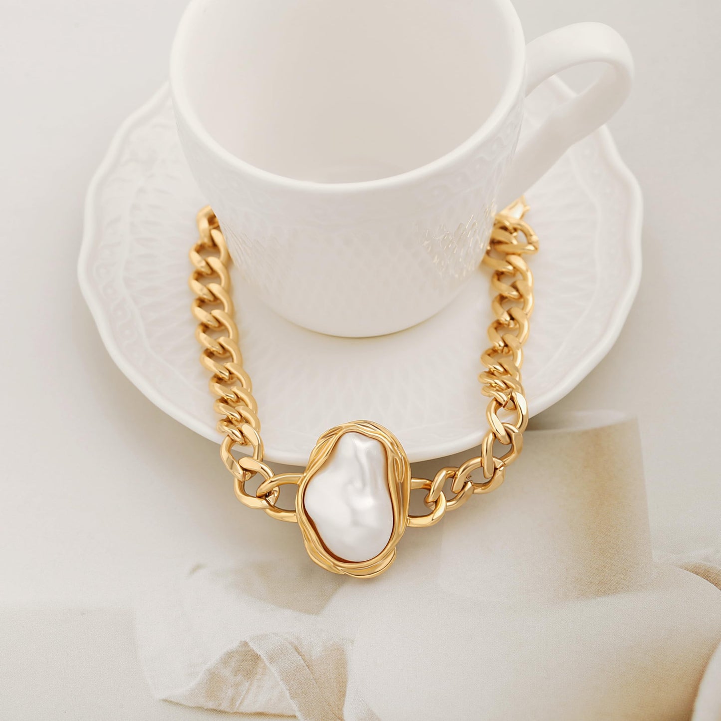 SOFYBJA Dainty 18K Gold Pearl Cuban Chain Link Bracelet for Women Personalized Adjustable Bracelet Layered Jewelry