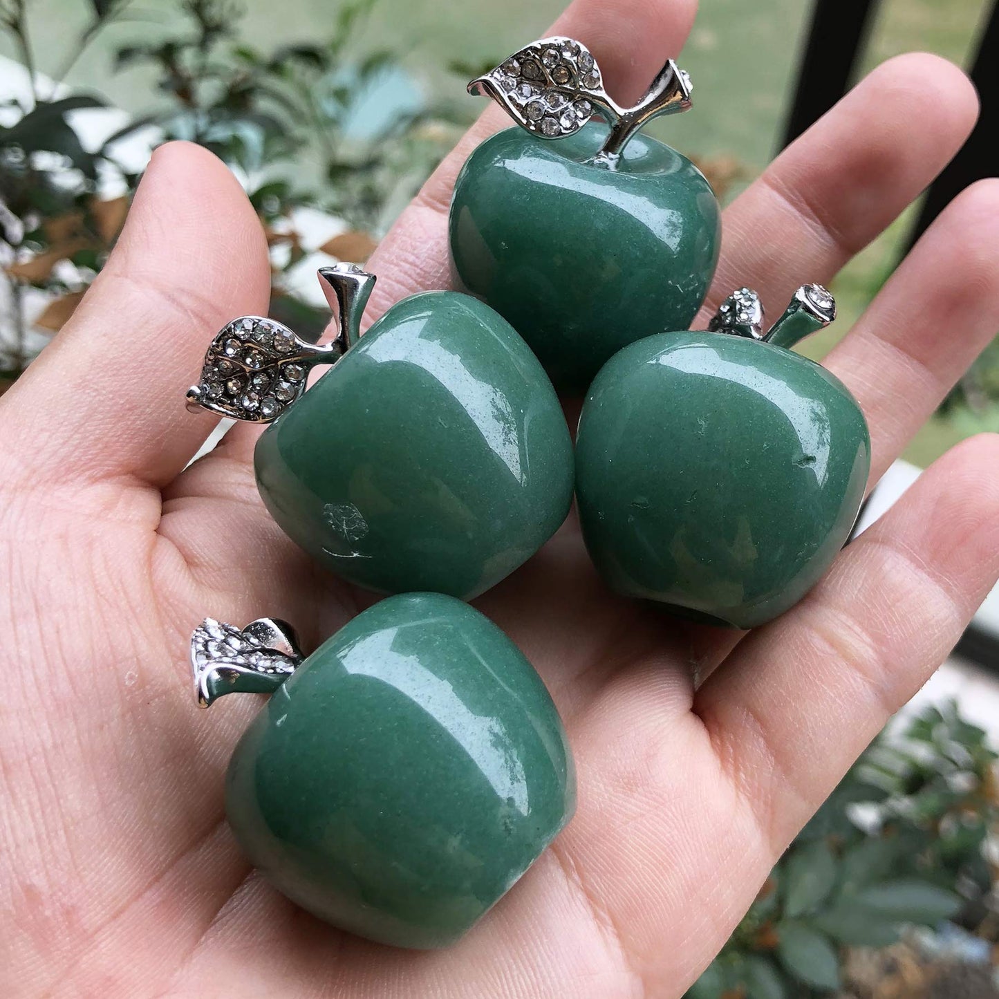 Fekuar Neyisaa Green Aventurine Apple Decor, Healing Crystals Pocket Stone Fruit Figurine Craft Home Decoration 30mm