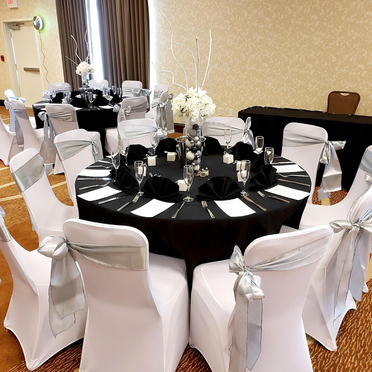 Fitted Round Table Covers 5ft-Spandex Elastic Table Cloths 6 Pack 60 Inch-Black Small Stretch Folding Tablecloth for Weddings Banquets Restaurant Buffet Event Parties Vendor Stand Tables