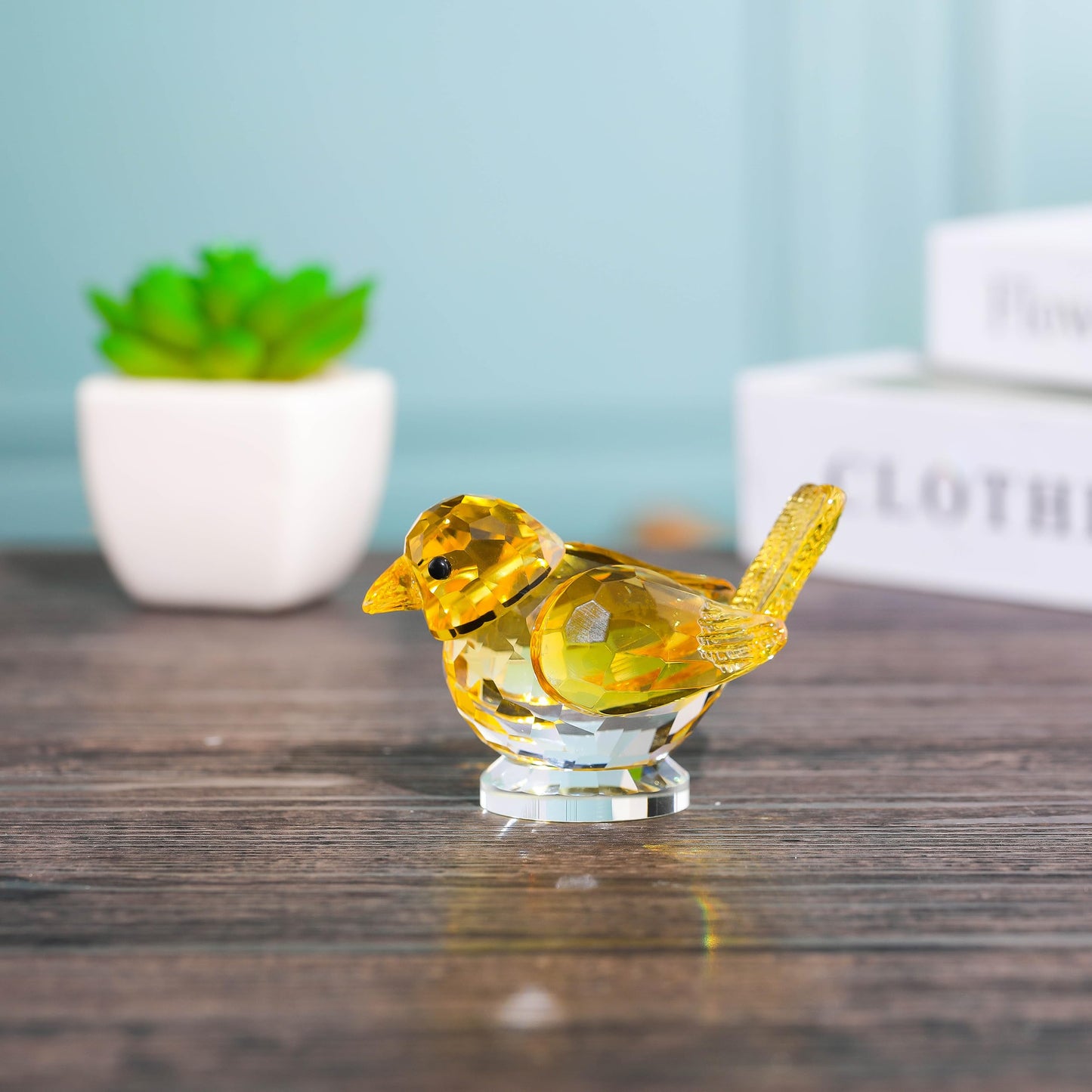 Qianwei Yellow Crystal Bird Figurine Collectible - Handmade Glass Animals Figurines Crystal Office Desk Table Home Decor Paperweight