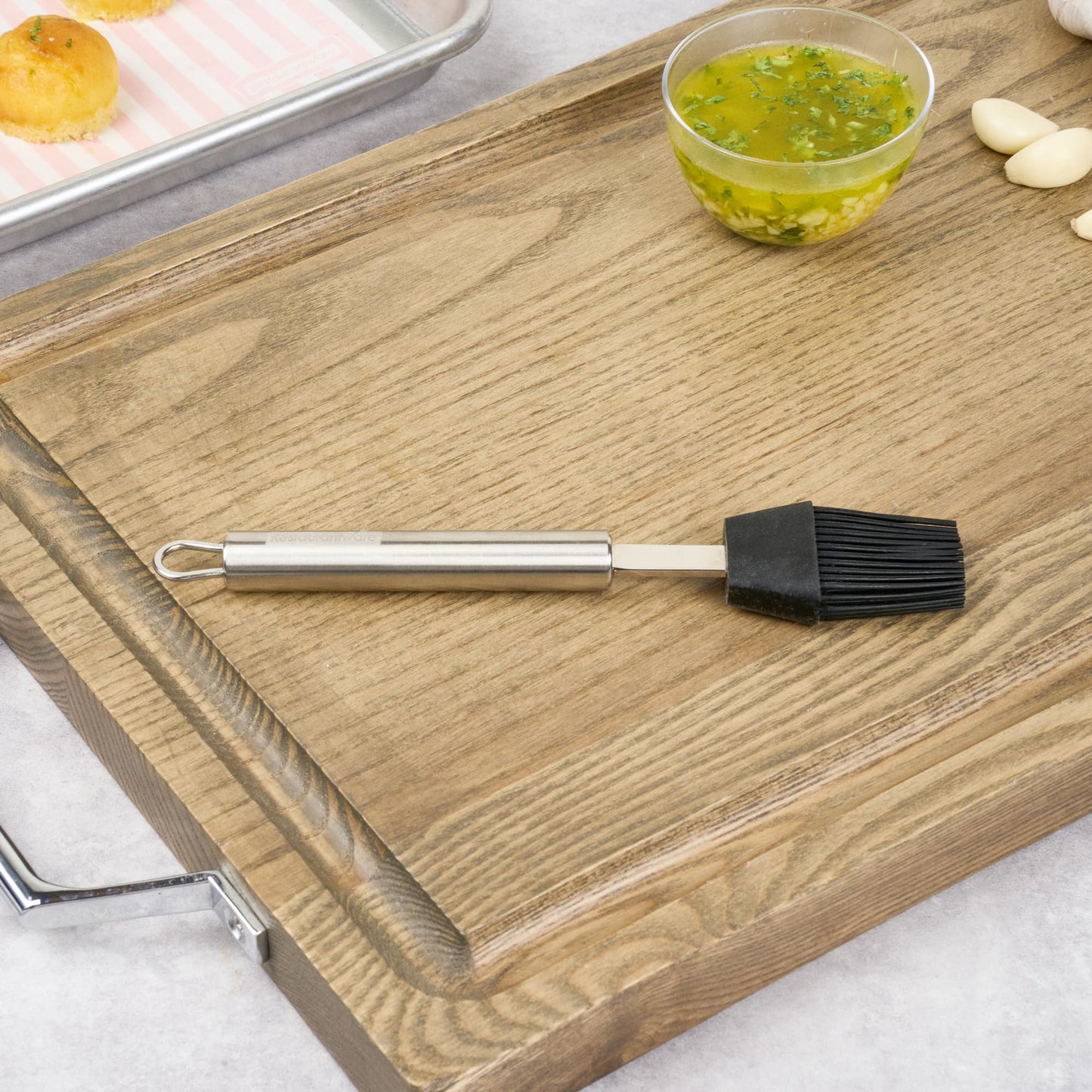 Restaurantware Silicone Basting Pastry Brush - German Standard Heat-Resistant Basting Brush with Stainless Steel Handle, Dishwasher Safe - Egg Wash Brush for Butter, BBQ, Sauce, Baking
