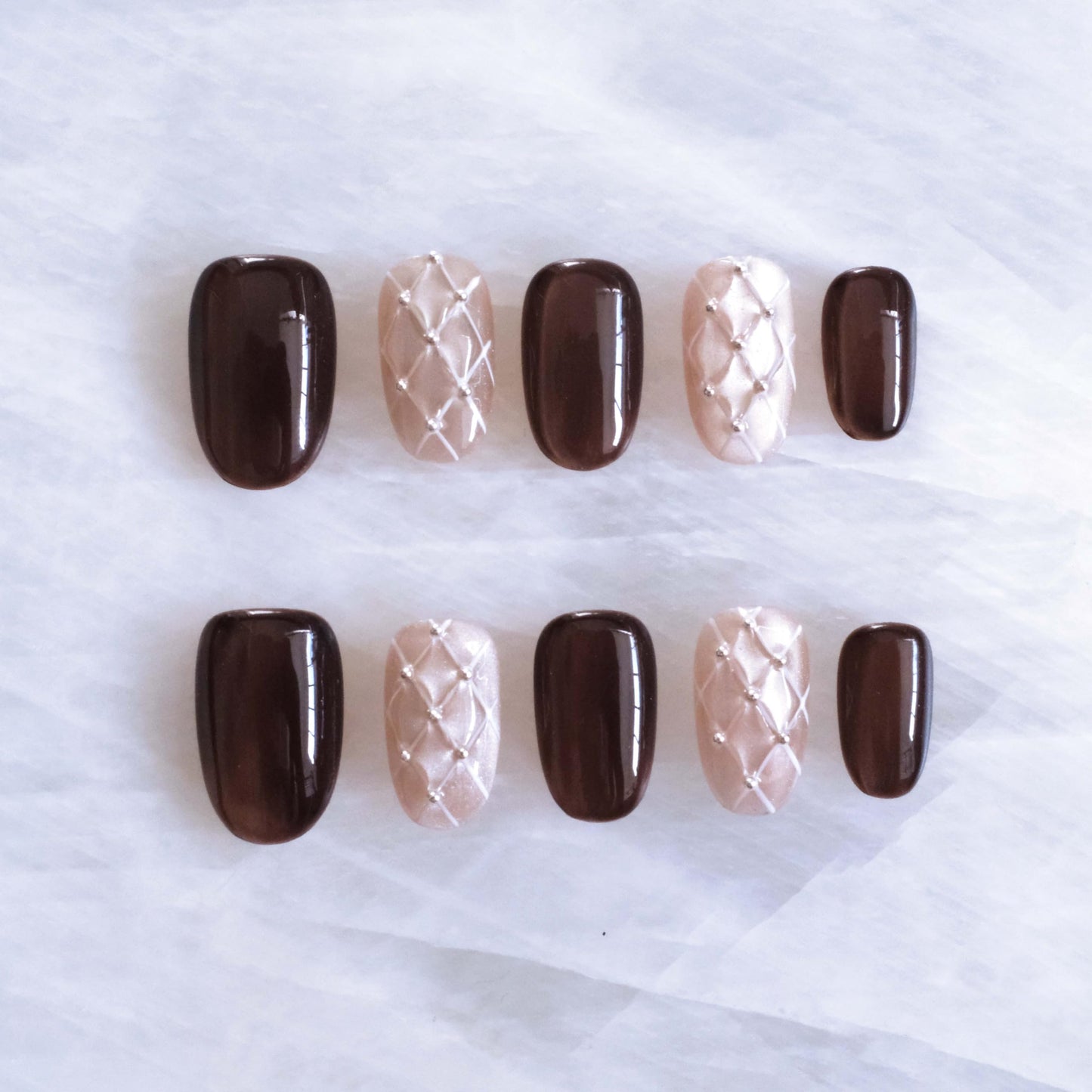 BrownVelvet - Handmade Press on Nails, Maillard Caramel Brown Cat Eye Checkered Design, Short Square Shape, Reusable Gel Fake Nails, 10 Pieces (XS Size, SS)