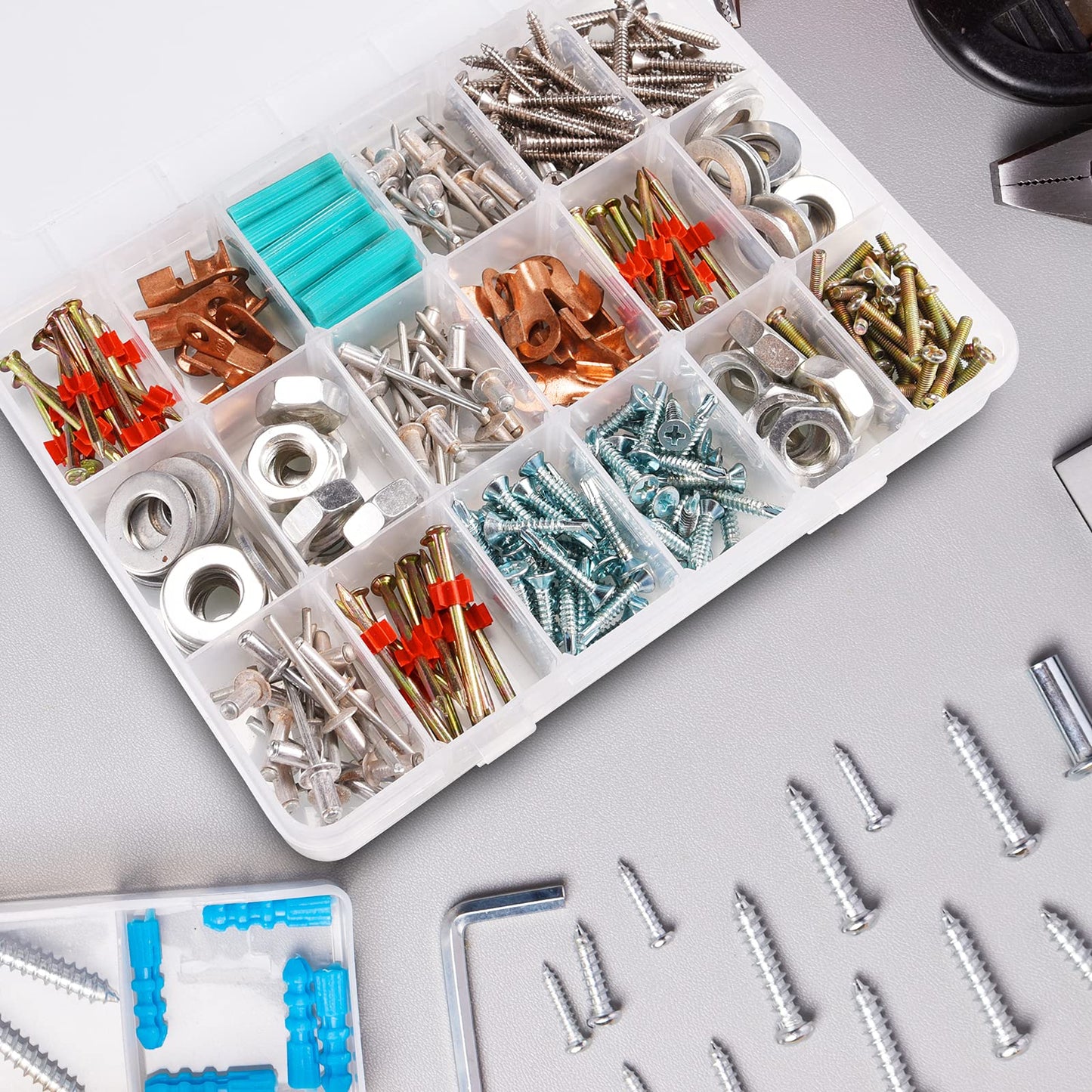 Exptolii 18 Grids Plastic Organizer Box with Dividers, Clear Compartment Container Storage for Washi Tapes Beads Crafts Jewelry Fishing Tackles, Size10.8 x 7.7 x 1.7 in