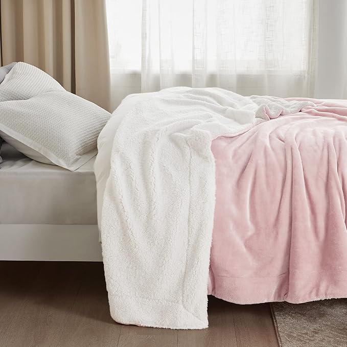 Bedsure Sherpa Fleece Blankets King Size for Bed - Thick and Warm, Soft Fuzzy Plush King Blanket for Winter, Pink, 108x90 Inches