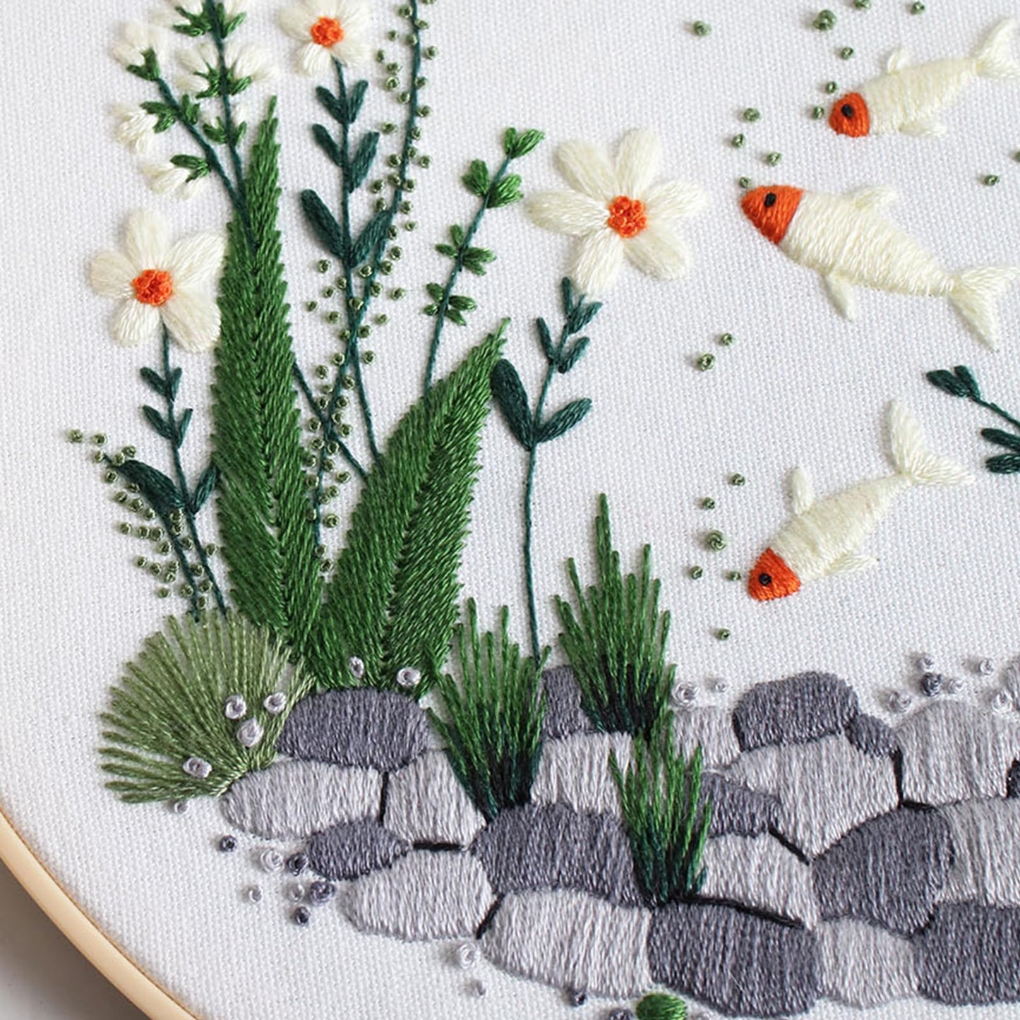 GLTAYLMY Fish Embroidery Kit for Beginners Adults,3 Set Cross Stitch Kits with 1 Plastic Embroidery Hoops,Needles and Color Threads,Needlepoint Kit for Hand Embroidery Starter