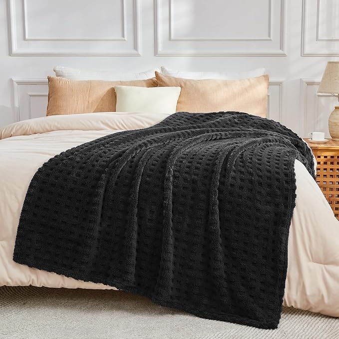 NEWCOSPLAY Super Soft Queen Blanket Black Premium Silky Flannel Fleece 3D Waffle Checkered Lightweight Bed Blanket All Season Use (Black, Queen(90"x90"))